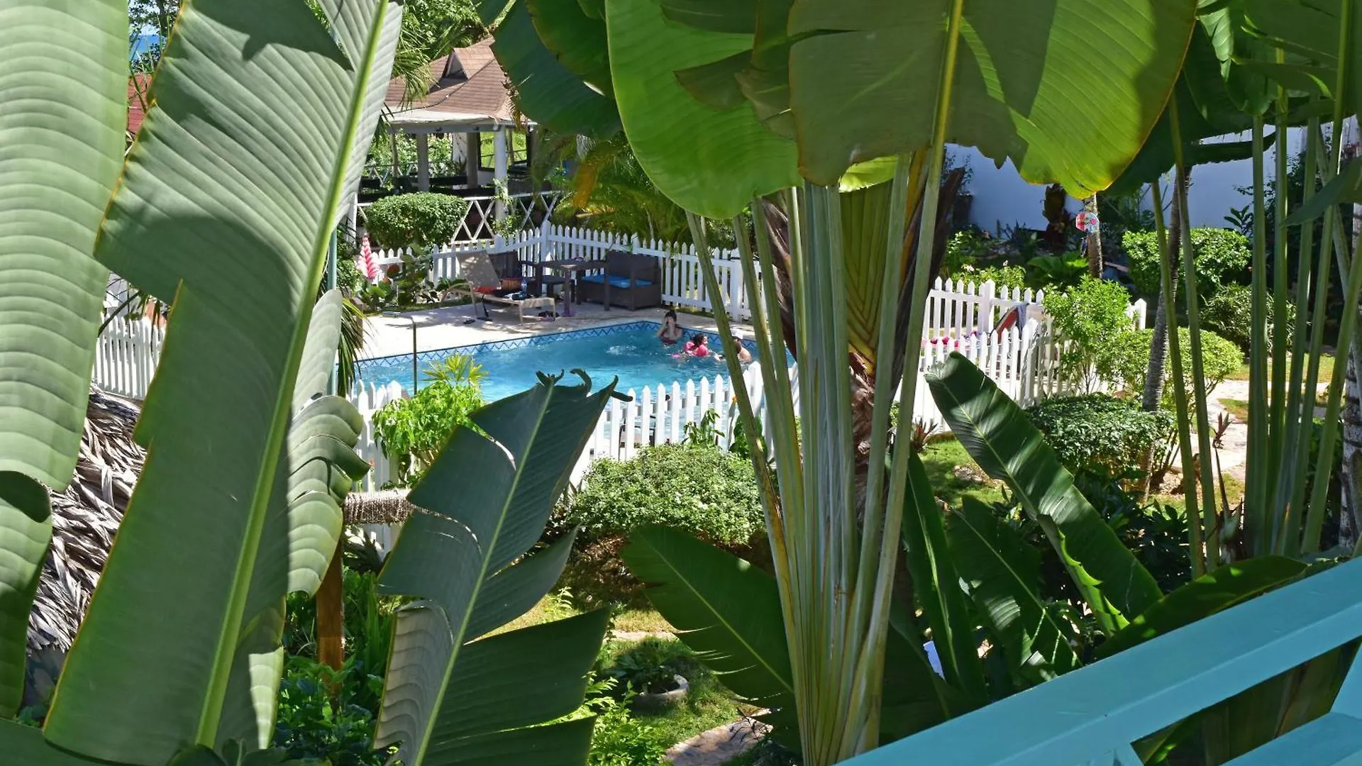 B&B Aparthotel La Isleta 拉斯加勒拉斯